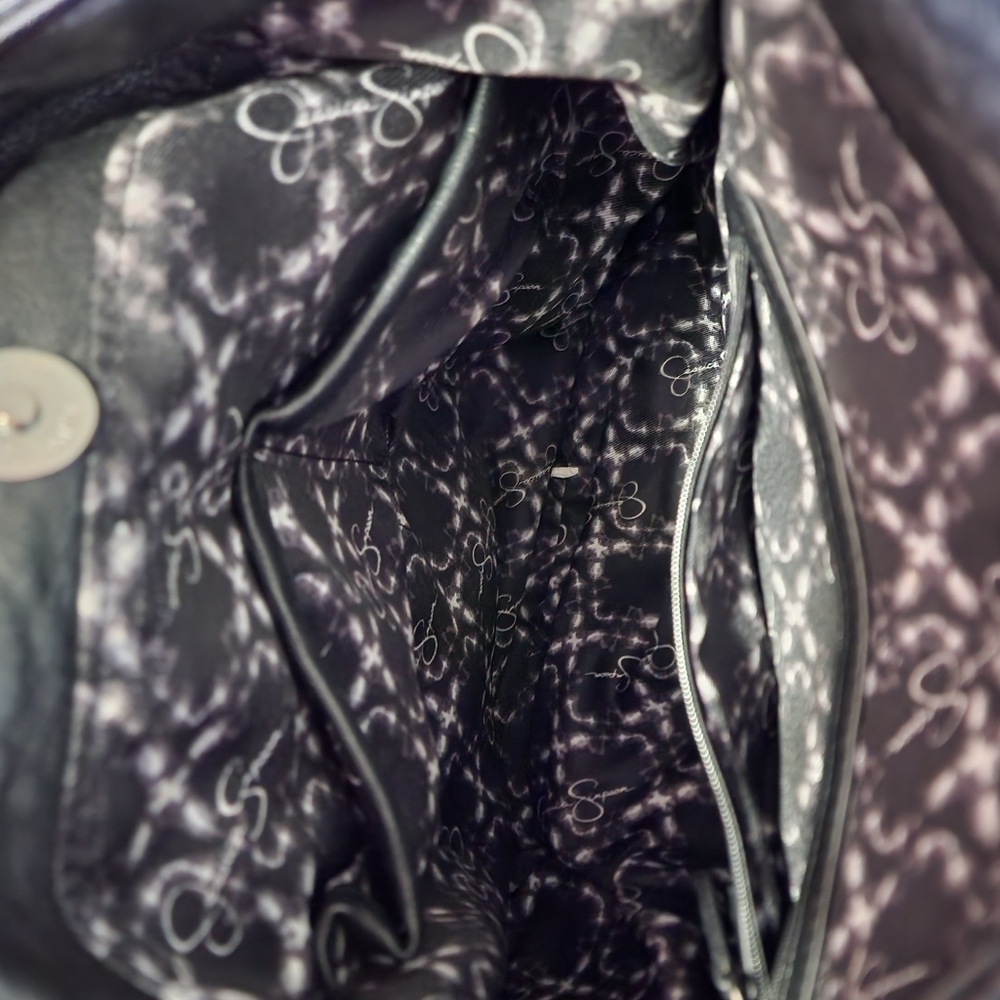 Black purse - Picture 3 of 4